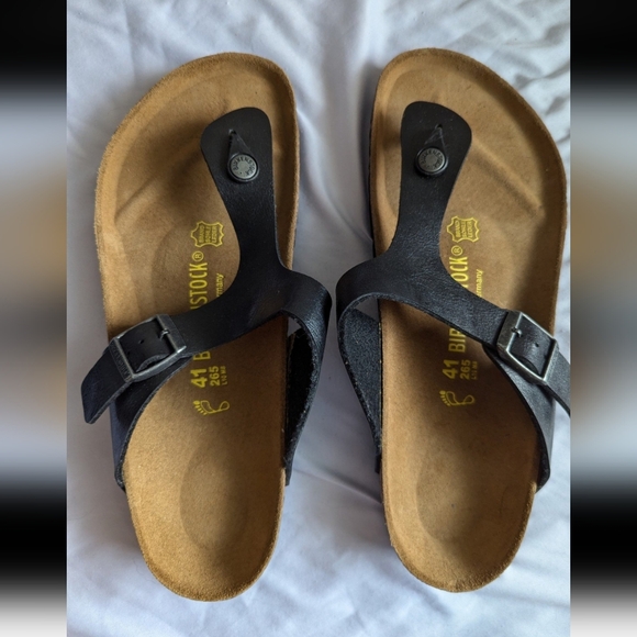 Birkenstock Gizeh Sandals for women size 41. - Picture 2 of 7